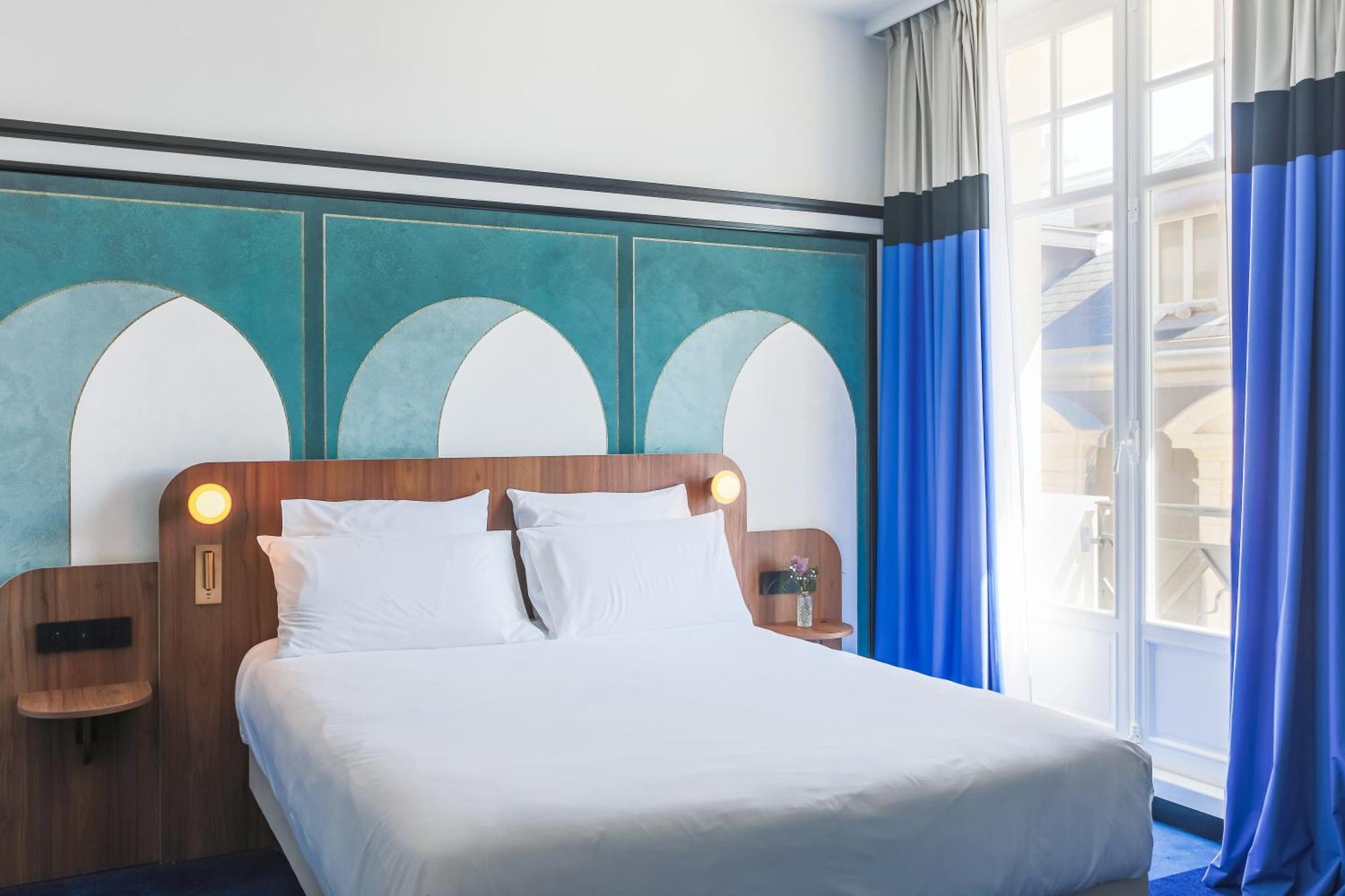 Mercure Plaza Centre 4*